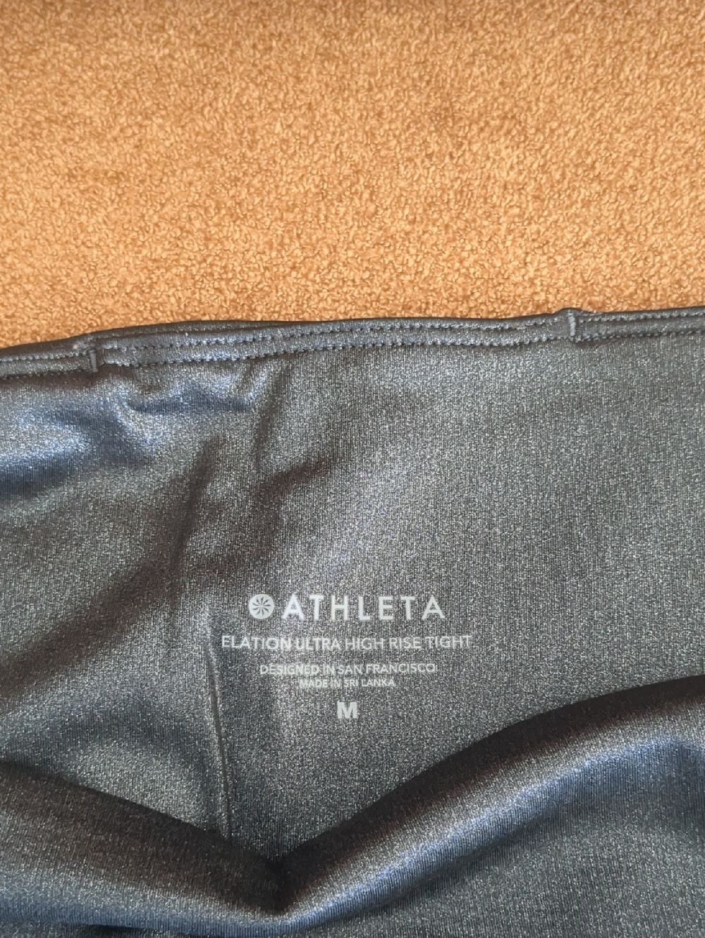 Athelta Elation High Rise Shimmer Size Medium - Picture 6 of 7